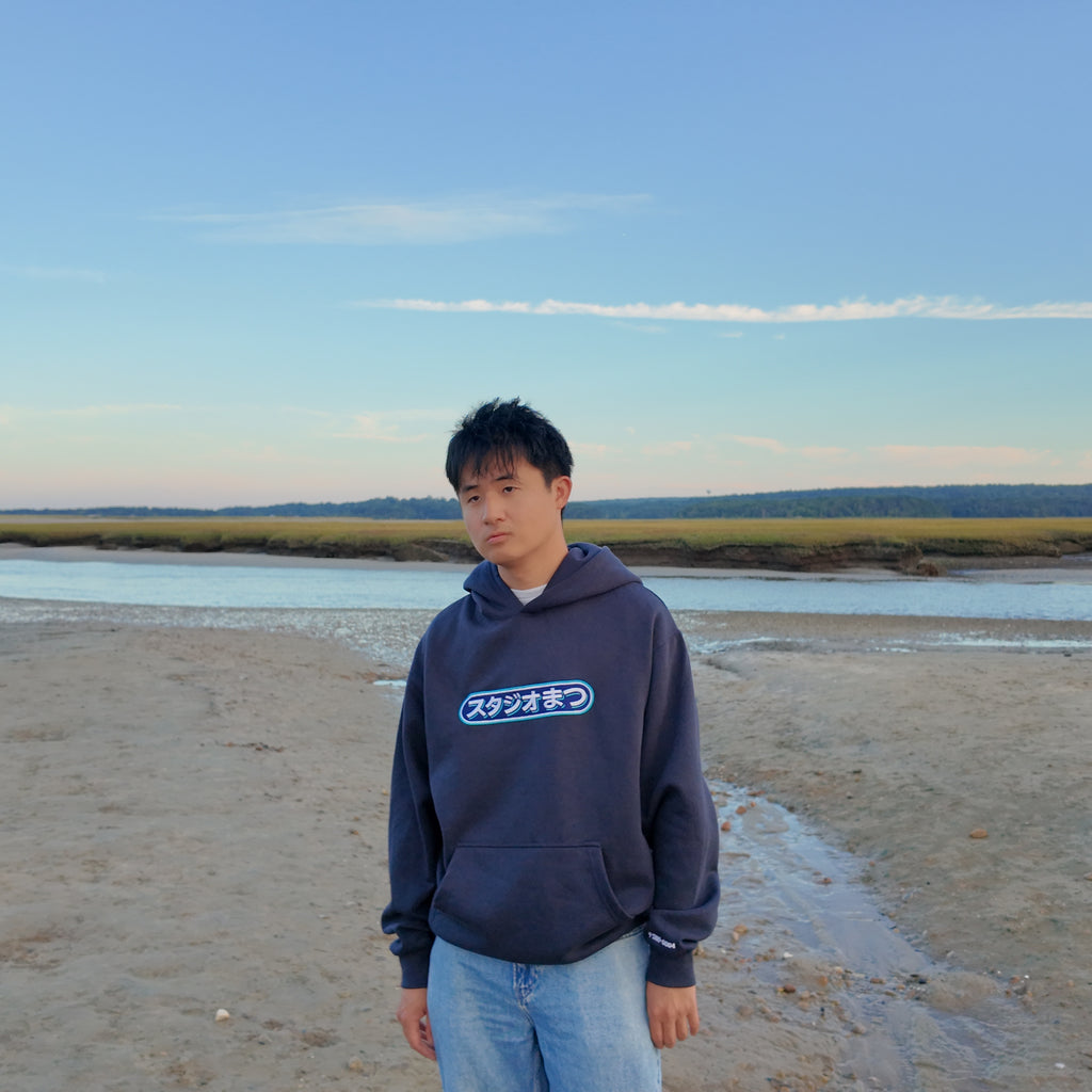 STUDIO MATSU KANA HOODIE (NAVY)