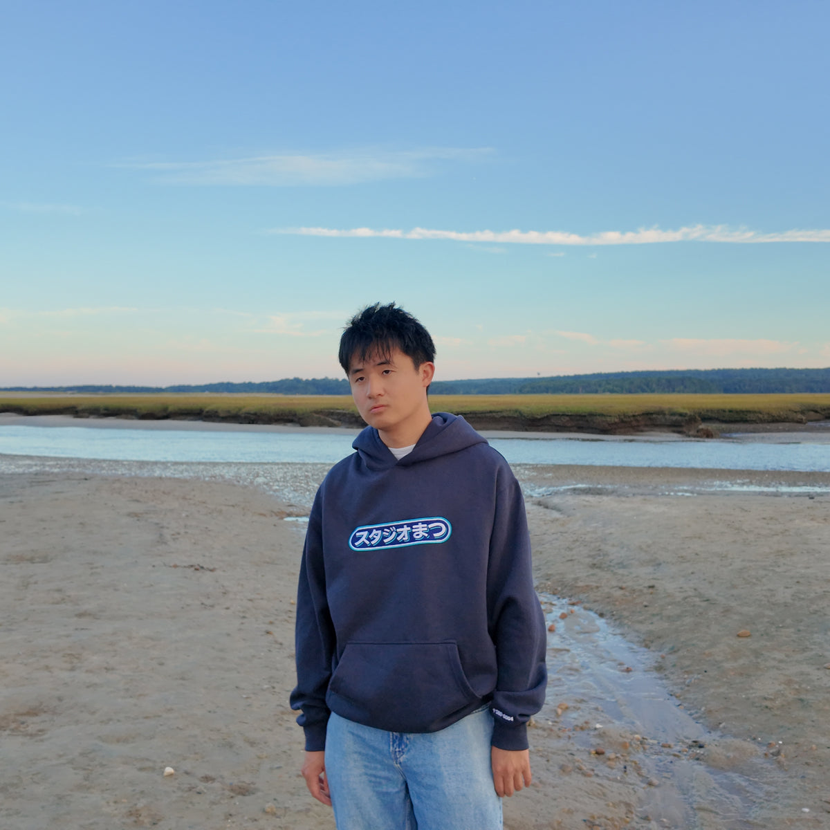 STUDIO MATSU KANA HOODIE (NAVY)